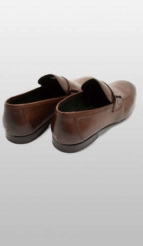 Sapato Mocassim Com Fivela Lateral Dupla