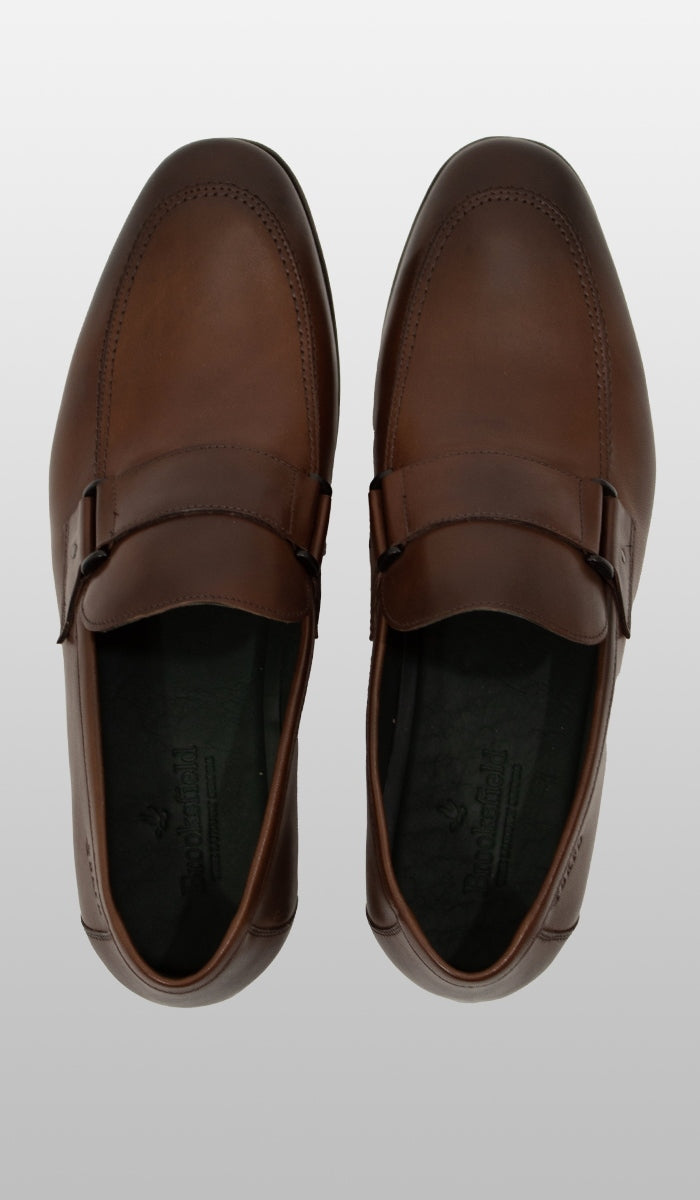 Sapato Mocassim Com Fivela Lateral Dupla