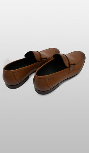 Sapato Mocassim Com Fivela Lateral Dupla