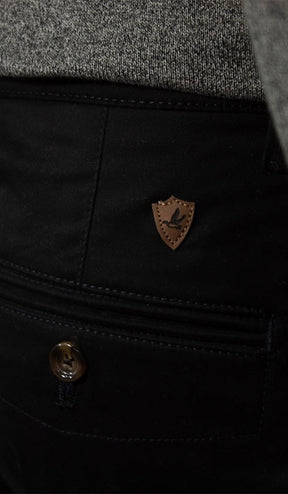 Calça Sarja Lisa Bolso Faca Com Stretch Importada